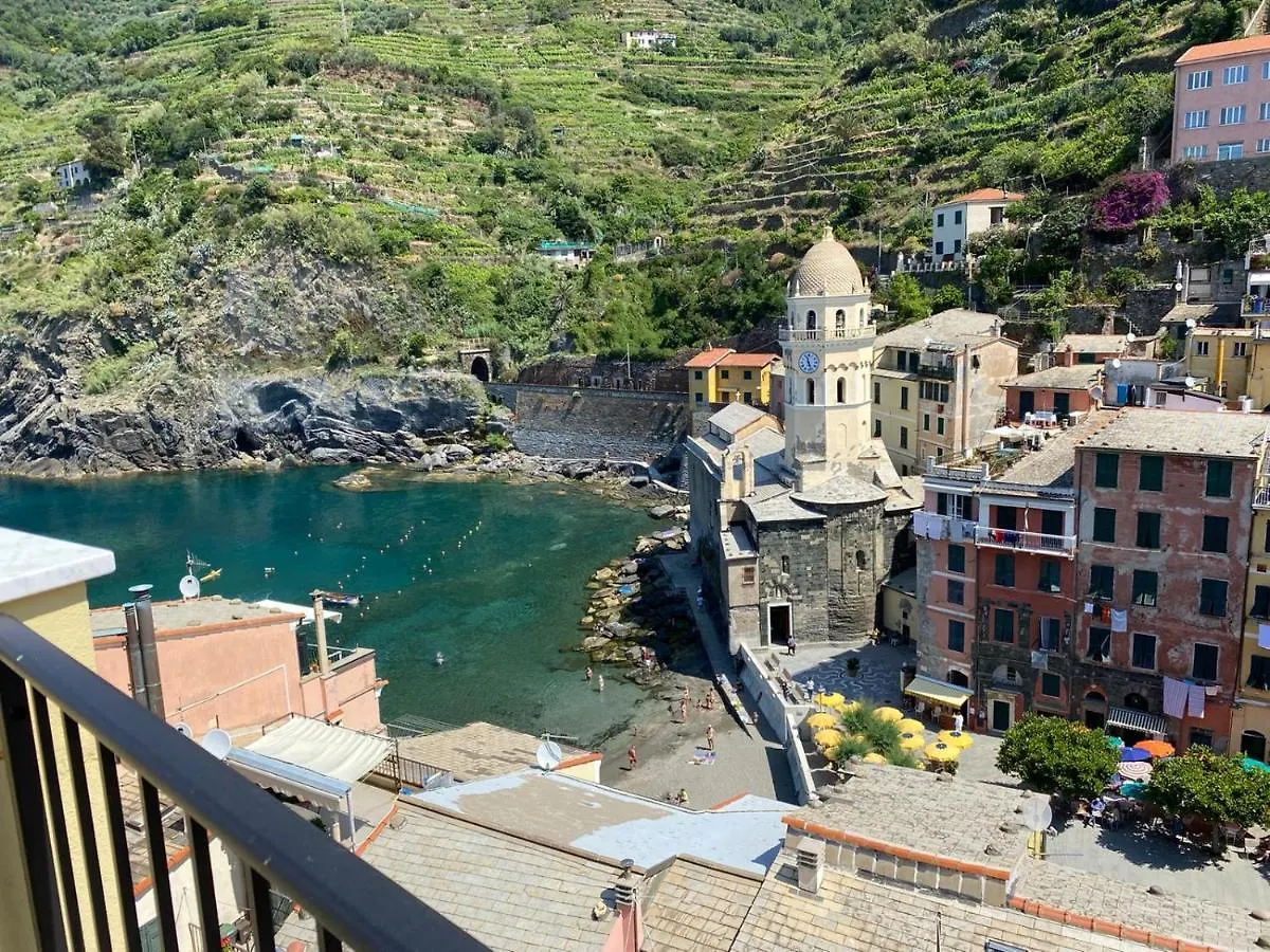 Affittacamere Benedetta E Isabelle Vernazza 0*,