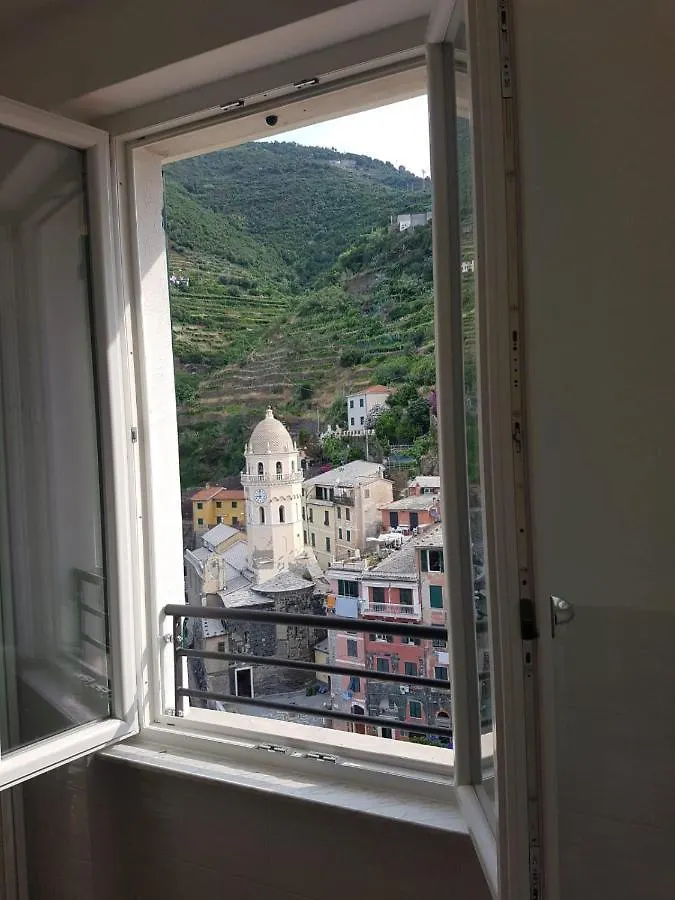 Affittacamere Benedetta E Isabelle Vernazza 0*,